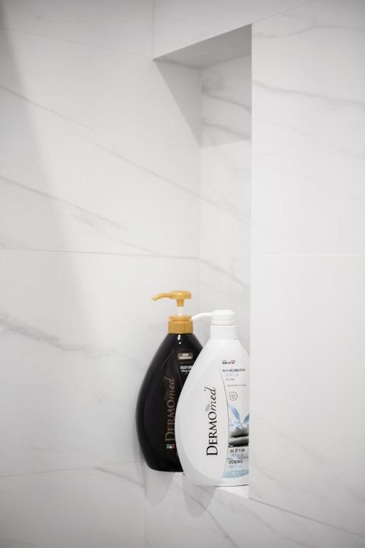 Апартаменты Central Castle View Riverside Apartment by Houseys Вильнюс-60